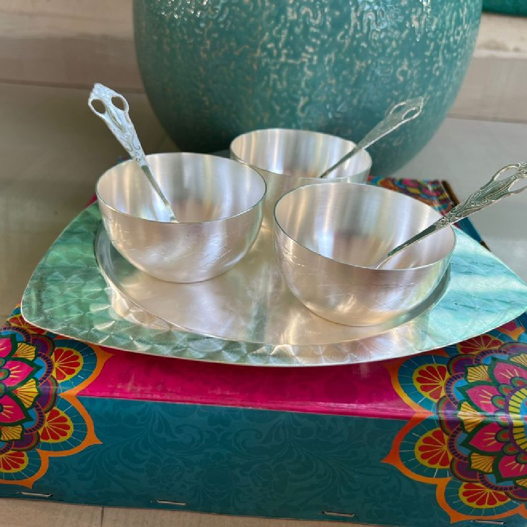 Silver 3 Bowl & Tray Set