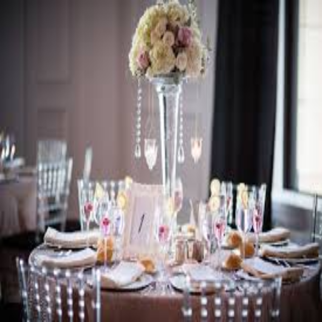 Elegant Glass Crystal Centerpieces Luxury Decorative Accents for Dining Table Events and Home Decor