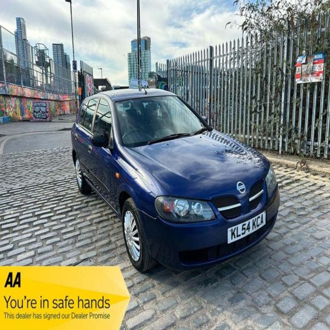 Nissan Almera SE Hatchback Best Car Deals Online