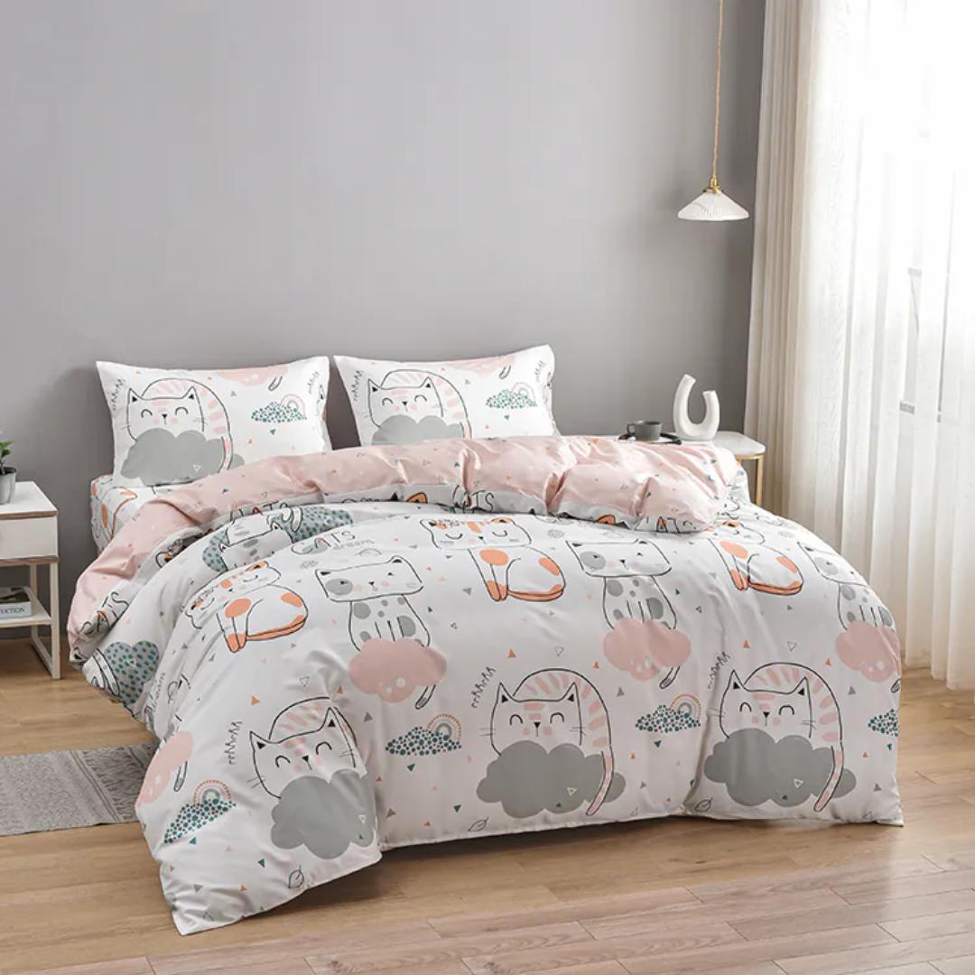 Bedding Collection Set AT3196 Soft Comfortable Stylish Bed Linen for Modern Bedroom Interiors