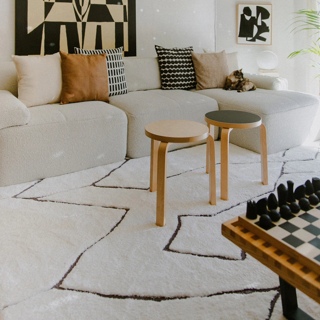 Tahlee Cream and Charcoal Grey Tribal Shag Anti Slip Rugs Plush Comfort for Living Room Decor