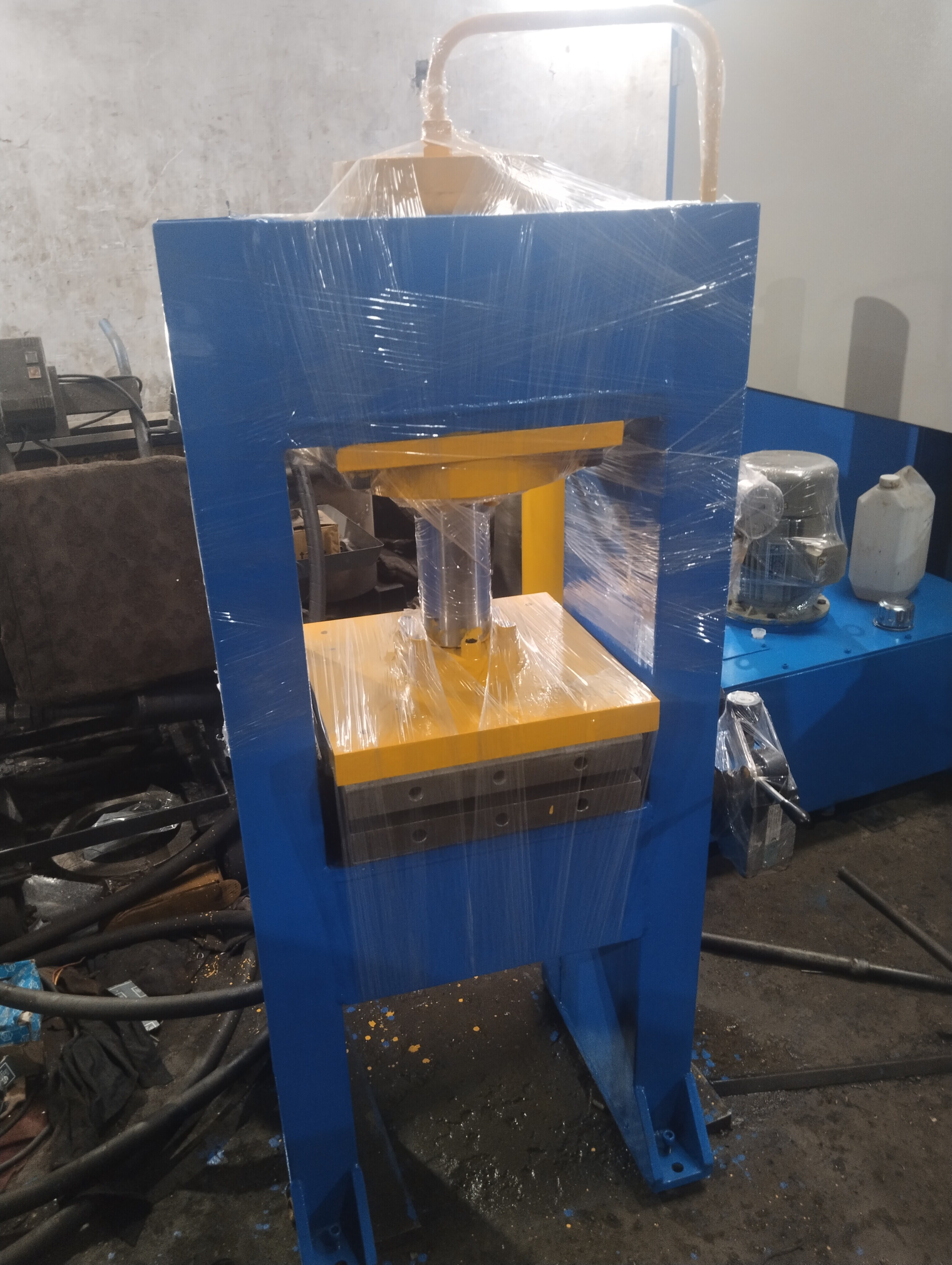 Hydraulics Press Machine 