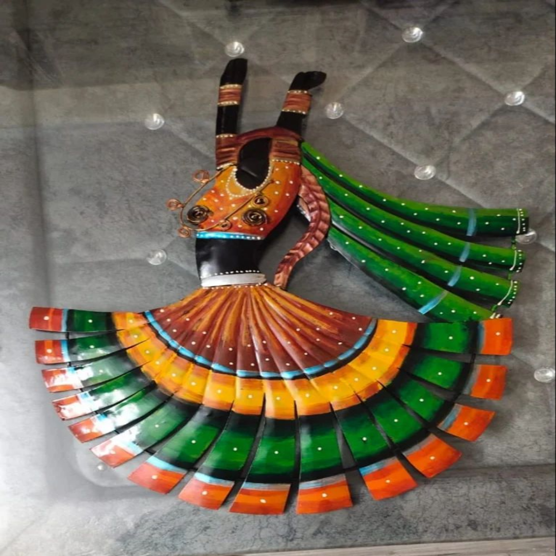 Multicolor Rajasthani Cultural & Regional Art	Culture Dancing Metal Wall Art, Size: 35.5 X 18 Inches