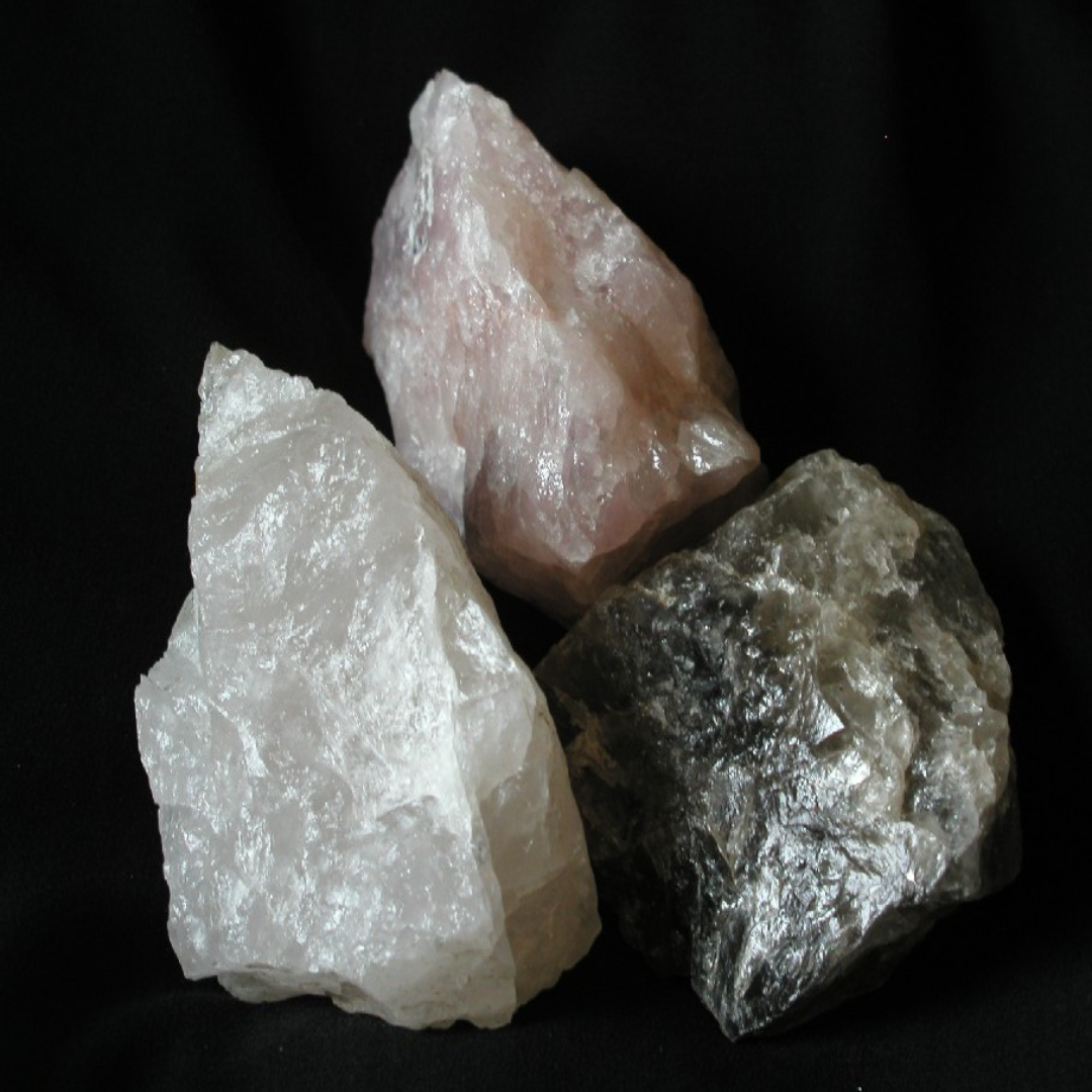 Quartz (SiO₂) – Top Supplier of Grit, Powder & Lumps | UAE Wholesale