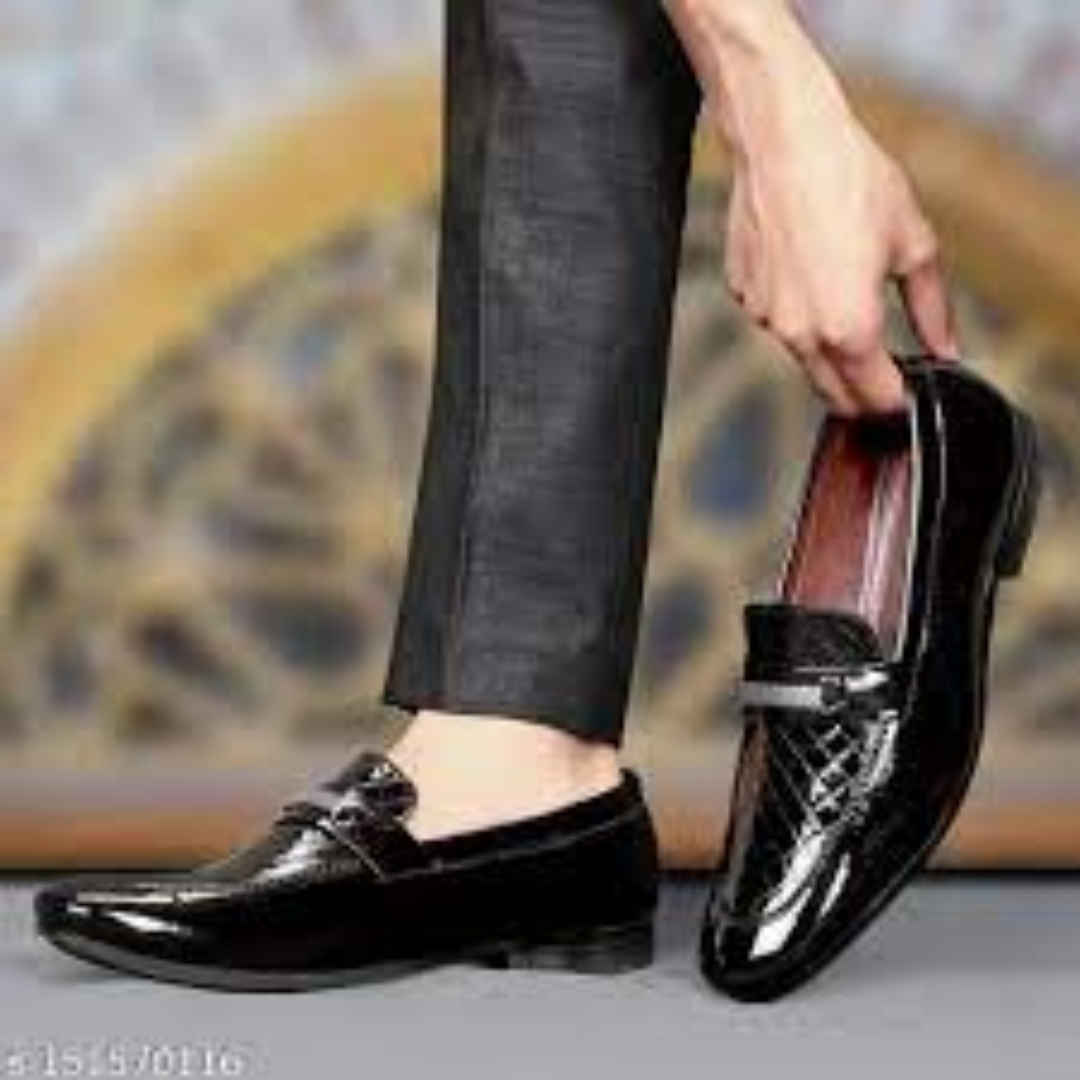 Branded Leather Shoes For Daily Use