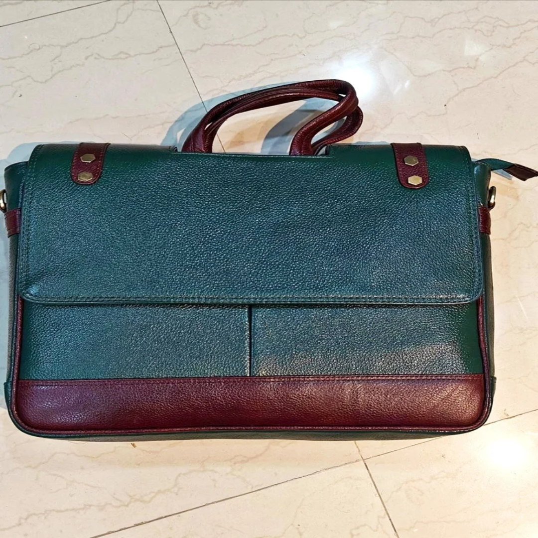 Green Genuine leather Messenger bag, Size: 16*12 Inch