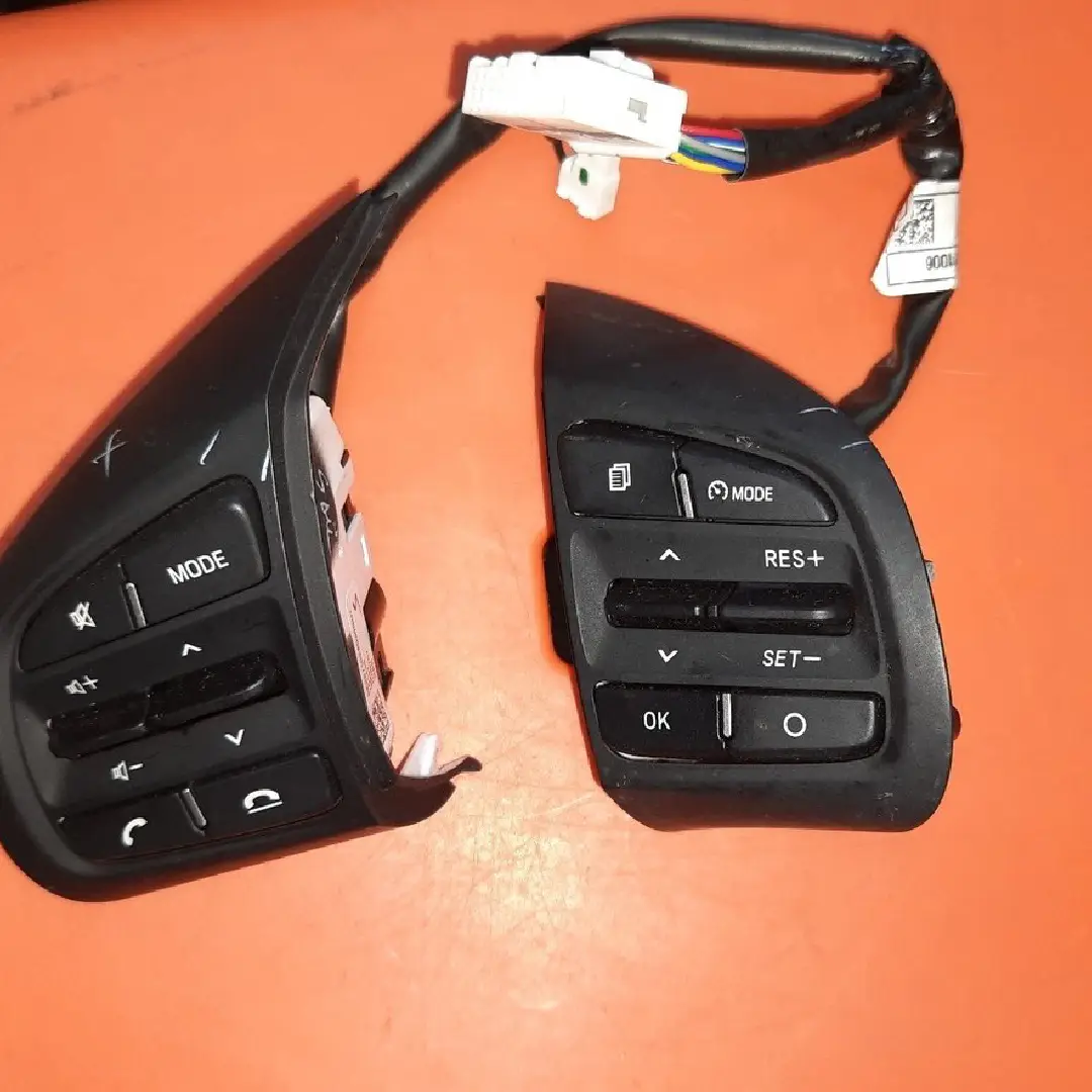 Hyundai Venue Cruise Control Steering Switch for 12 V Systems